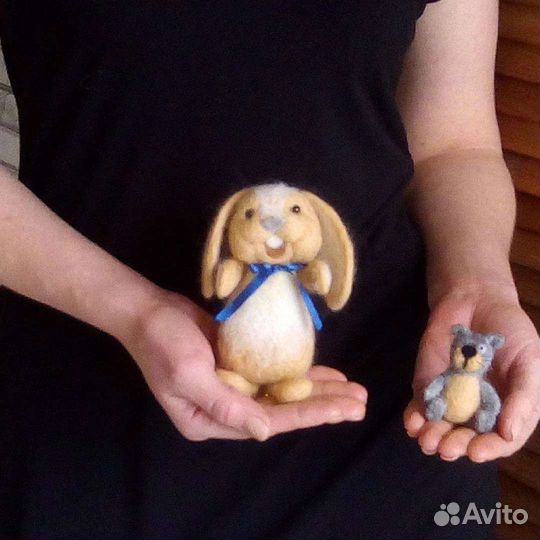 Учитель по рисованию и каллиграфии