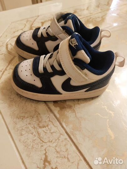 Кроссовки nike детские