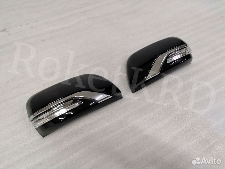 Накладки зеркал Toyota Land Cruiser 200 08-11г