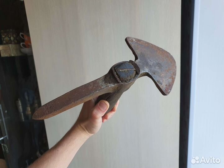 Кирка немецкая трофей