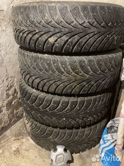 Sava Eskimo Stud 21.5/65 R16 98