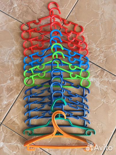 Вешалки плечики детские