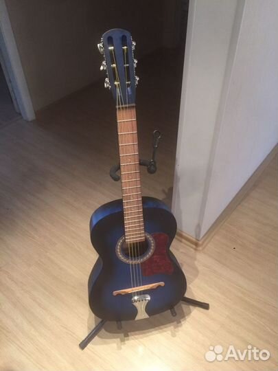 Гитара классическая, массив