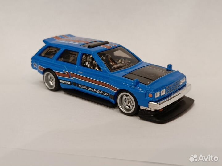 Колеса на резине 1:64 Hot Wheels Matchbox Welly