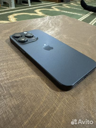 iPhone 15 Pro, 256 ГБ