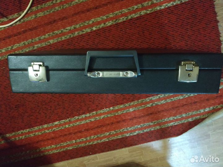 Кейс дипломат