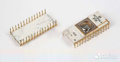 Микросхема пзу К573рф4 керамика в золоте