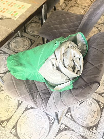 Автомобильный солнцезащитный чехол