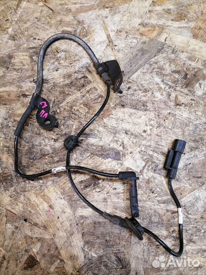 Датчик ABS задний Mitsubishi Lancer 10