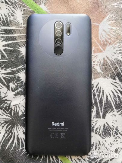 Телефон Xiaomi Redmi 9