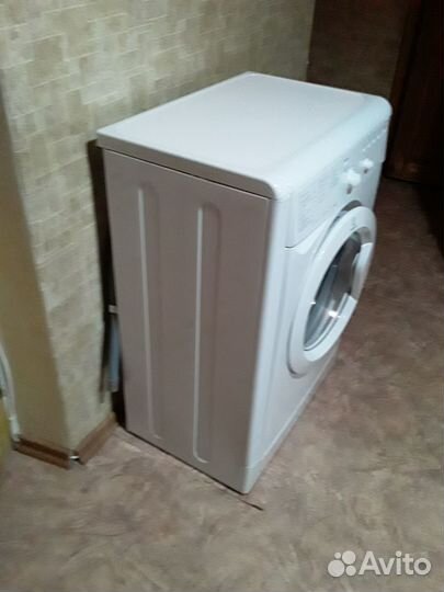 Стиральная машина Indesit iwsb 5085