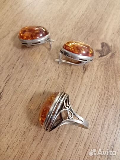 Комплект бижутерии СССР серьги и кольцо янтарь