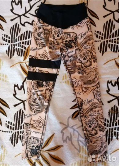 Костюм для фитнеса 42 р