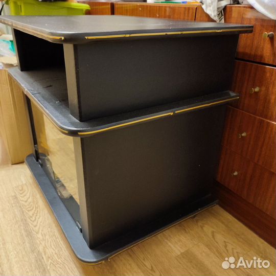 Тумба под телевизор