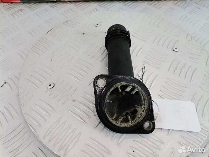 Корпус термостата Audi A4 B5 рест. 2001 038121121