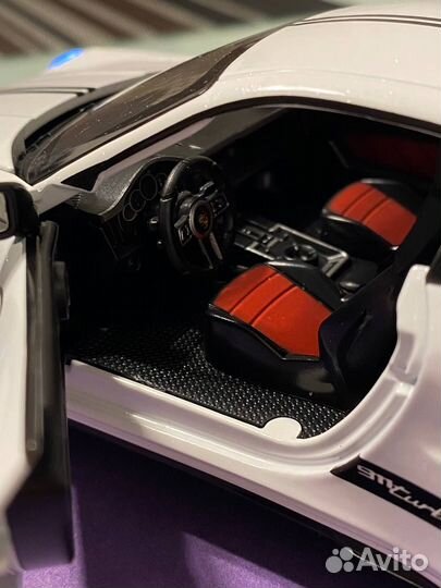 Машинка детская Porsche 911 Turbo S 1:24