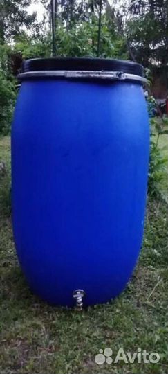 Бочка пластиковая с краном 220 л