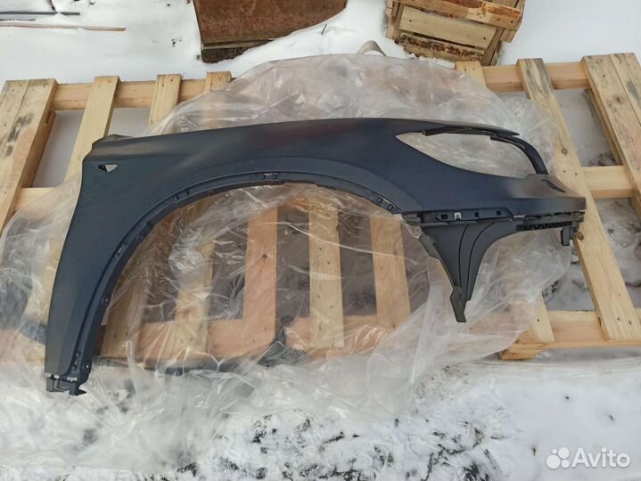 Bmw x6 e71 крыло правое новое оригинал 7052424