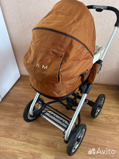 Коляска 2 в 1 Mutsy team college 01