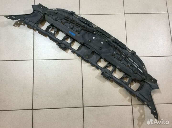 Решетка радиатора Хендэ Солярис 2010-2017г