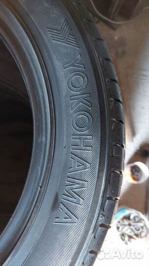 Yokohama DNA Ecos ES300 215/55 R16