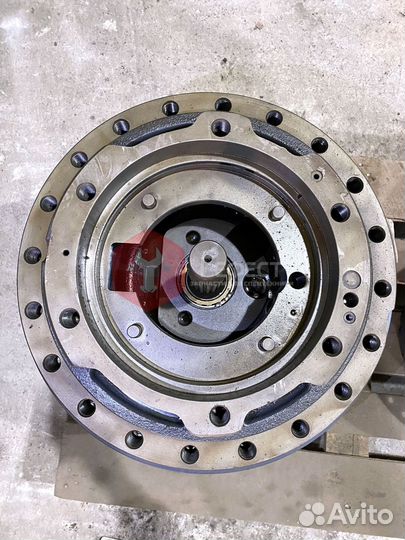 Редуктор хода Volvo FC2924C 14704139