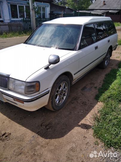 Toyota Crown 2.0 AT, 1992, 590 000 км