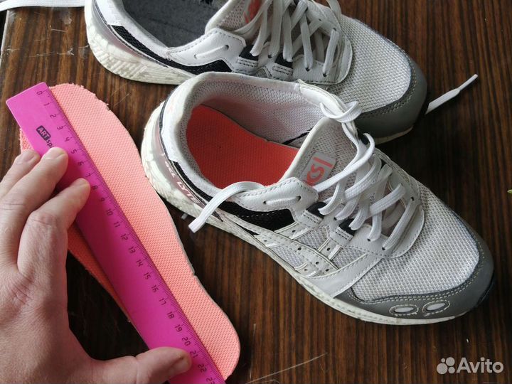 Asics 36 для девочки