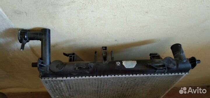 Радиатор охлаждения на hyundai