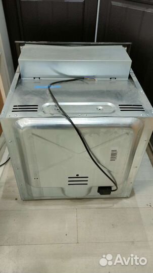 Электронный встраиваемый духовой шкаф