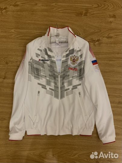 Костюм спортивный женский