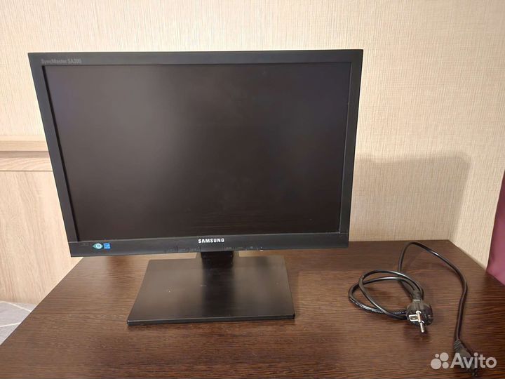 Монитор Samsung SyncMaster SA200