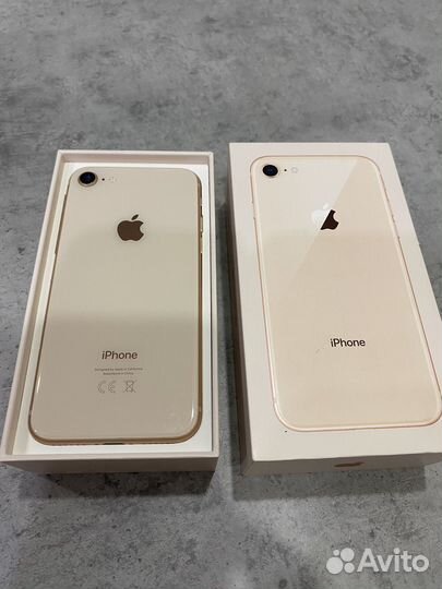 Телефон iPhone 8 64 gb