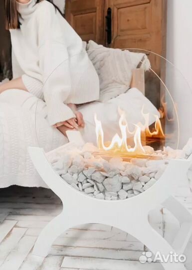 Биокамин напольный белый