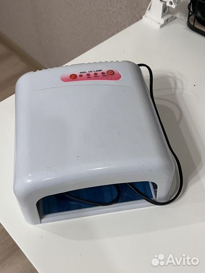 Лампа для ногтей