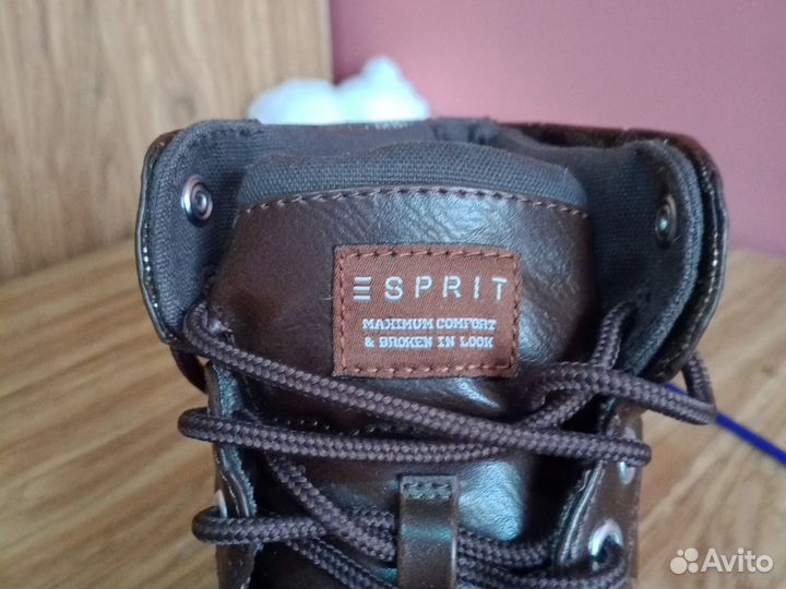 Ботинки женские