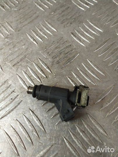 Форсунка Peugeot 206 универсал 1.4 KFW 2003