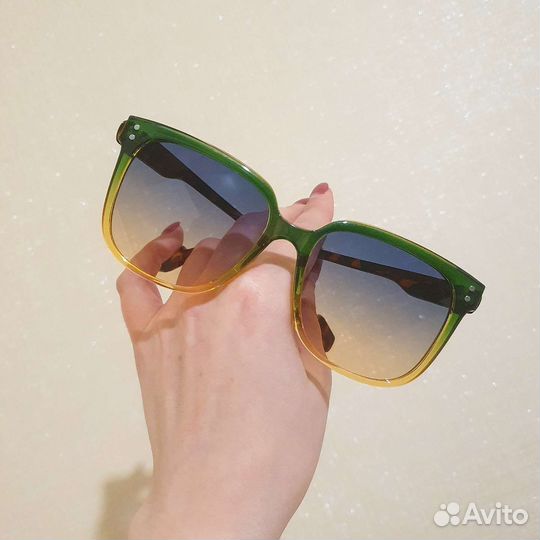 Солнцезащитные очки 2023