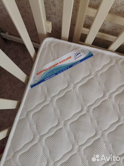 Продажа детской кроватки в комплекте с матрасом