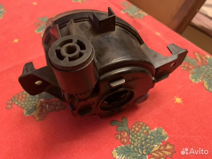 Противотуманка правая bmw e87,4847137