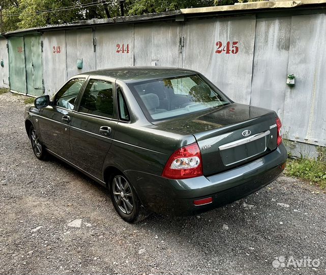LADA Priora 1.6 МТ, 2011, 121 666 км