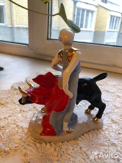 Редкая,роскошная интерьерная статуэтка Коррида
