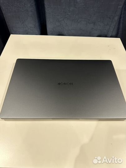 Honor magicbook 16