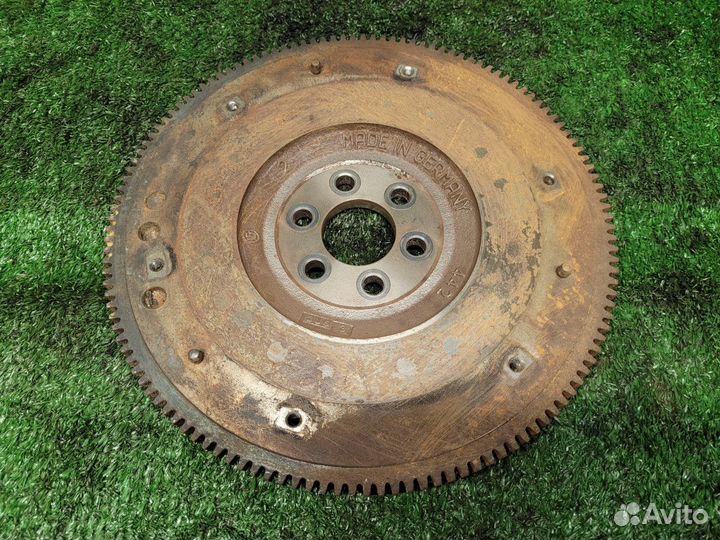 Маховик Mitsubishi Colt Z30