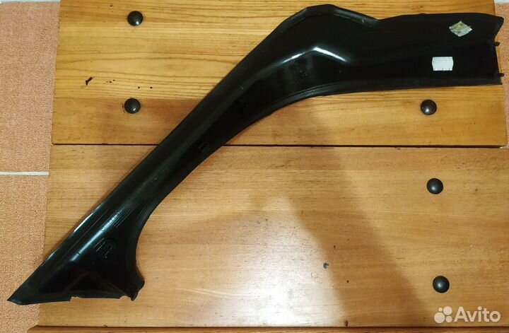 Облицовка водостока левого BMW M5 кузов F90