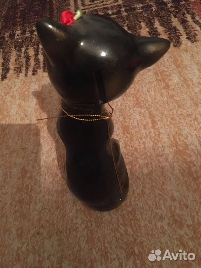 Статуэтка-копилка