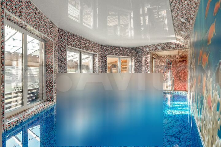 Коттедж 450 м² на участке 5 сот.