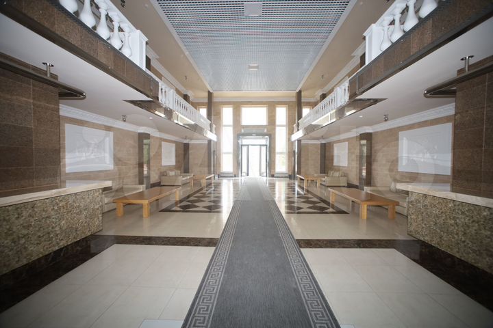 3-к. квартира, 121 м², 5/5 эт.