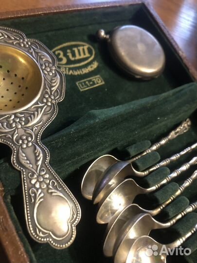 Набор серебряных чайных ложек