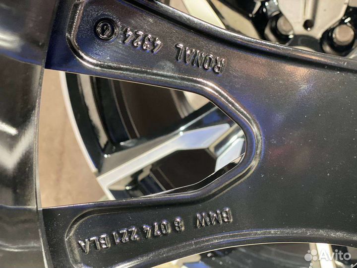 Новые диски R22 755 M Оригинал на BMW X7 G07